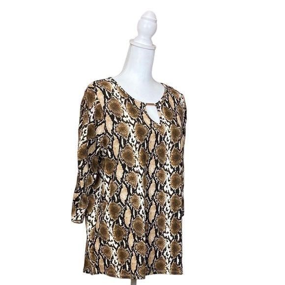 Women’s Inner Circle 3/4 Sleeve‎ Blouse - Picture 2 of 8